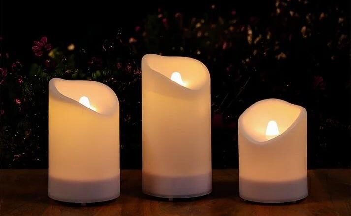 Why Do Canadians Prefer Indoor LED Candles for Their 1 Festive Decor?