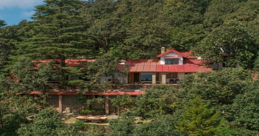 Escape to Tranquility: Discover the Best Place to Stay in Binsar